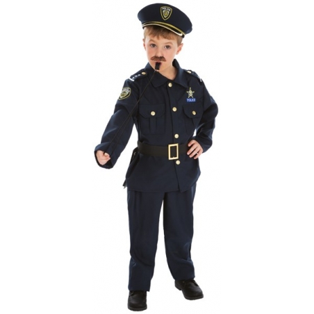 Déguisement de policier enfant avec casquette et sifflet, incarne un véritable agent des forces de l'ordre