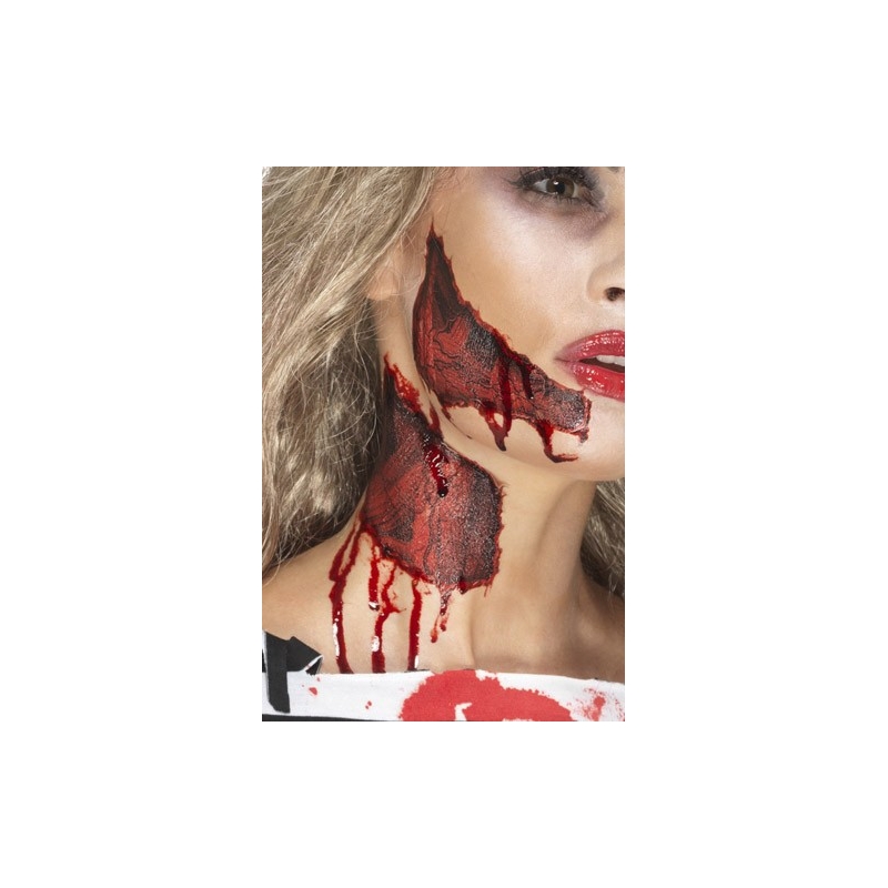 Réalisez facilement votre maquillage de zombie à l'aide des tatouages transfert peau arrachée