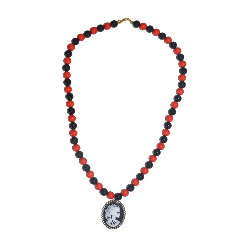 Collier gothique avec camée, accessoirisez votre déguisement pour halloween