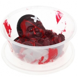 Saladier avec morceaux de bébé humain, offrez vous la plus gore des décorations d'Halloween