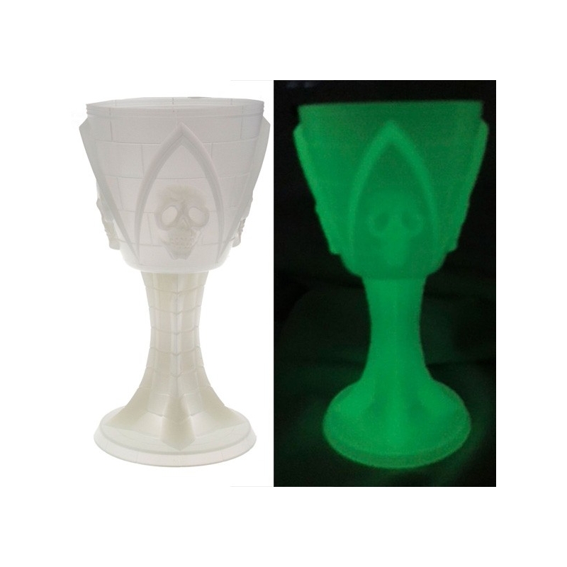 Coupe tête de mort, un verre phosphorescent idéal pour apporter une touche originale à votre décoration de table