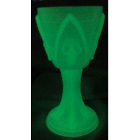 Verre phosphorescent tête de mort, idéal pour décorer vos tables pour Halloween