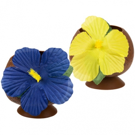 Gobelet en forme de noix de coco idéal pour réaliser votre déco tropicale Gobelet en forme de noix de coco idéal pour réaliser votre déco tropicale