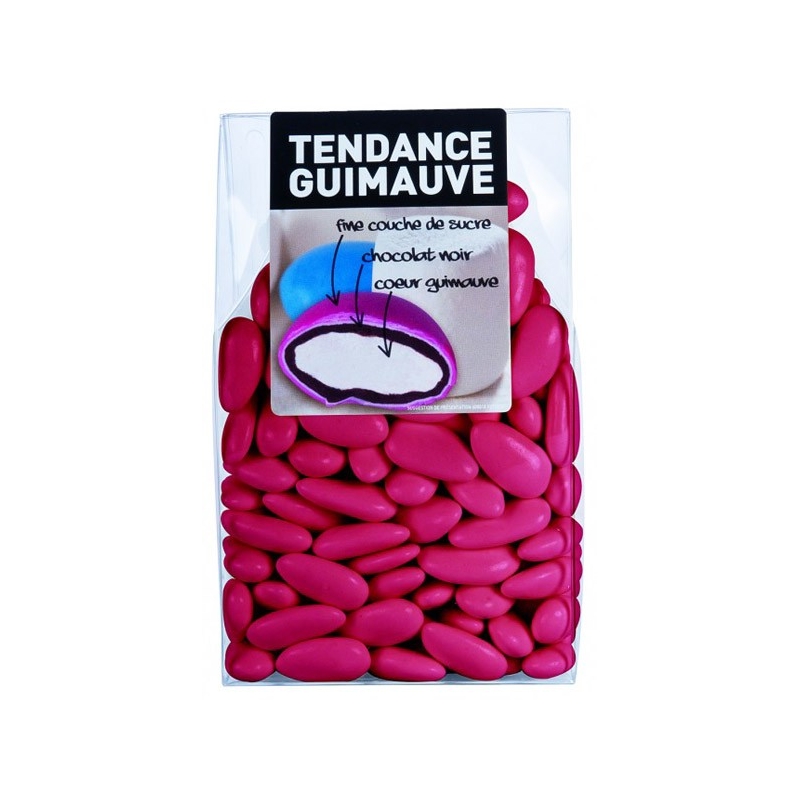 Dragées à la guimauve et au chocolat de couleur framboise