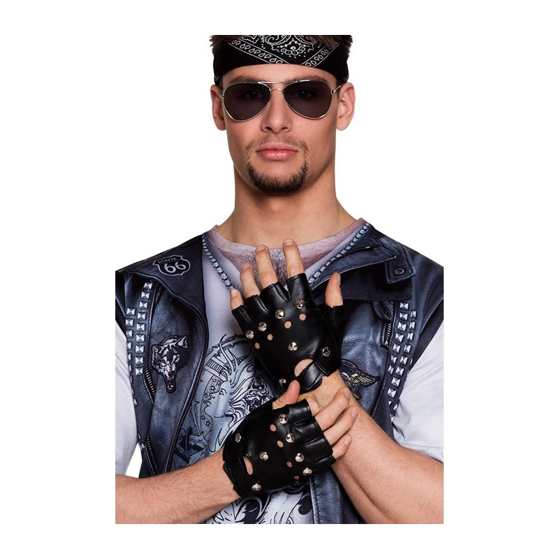 Gants de rockeur, adoptez un look de biker 