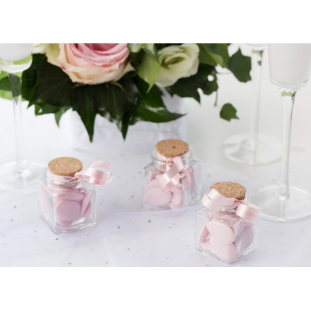 pot en verre carré avec bouchon en liège idéal pour décorer une table pour fête un mariage, un baptême, une communion