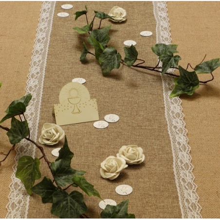 idée de décoration de table pour fêter une communion ou un baptême