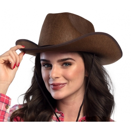Chapeau cowgirl marron idéal pour accessoiriser une tenue western Chapeau cowgirl marron idéal pour accessoiriser une tenue western