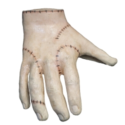 Main La Chose Famille Addams