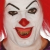 Dents de clown tueur avec pate thermoplastique Dents de clown tueur avec pate thermoplastique