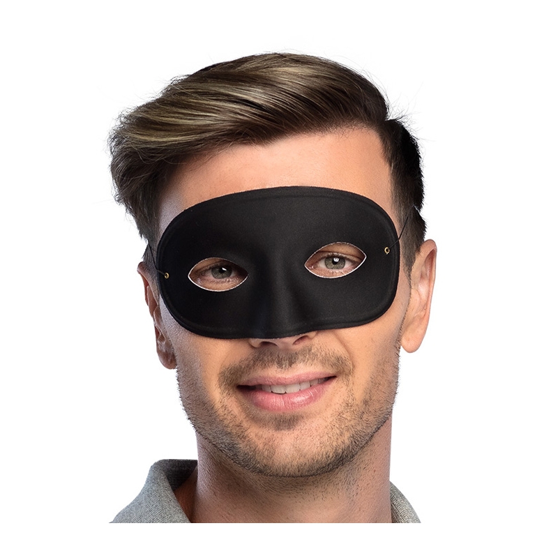 Loup noir porté par un homme