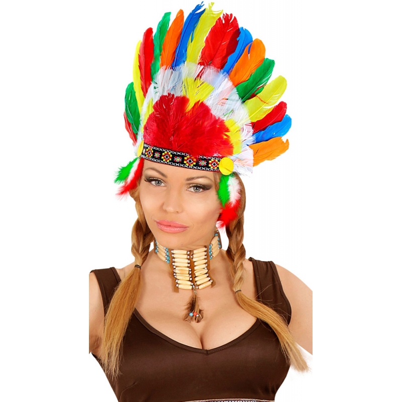 Coiffe indienne multicolore portée par une femme