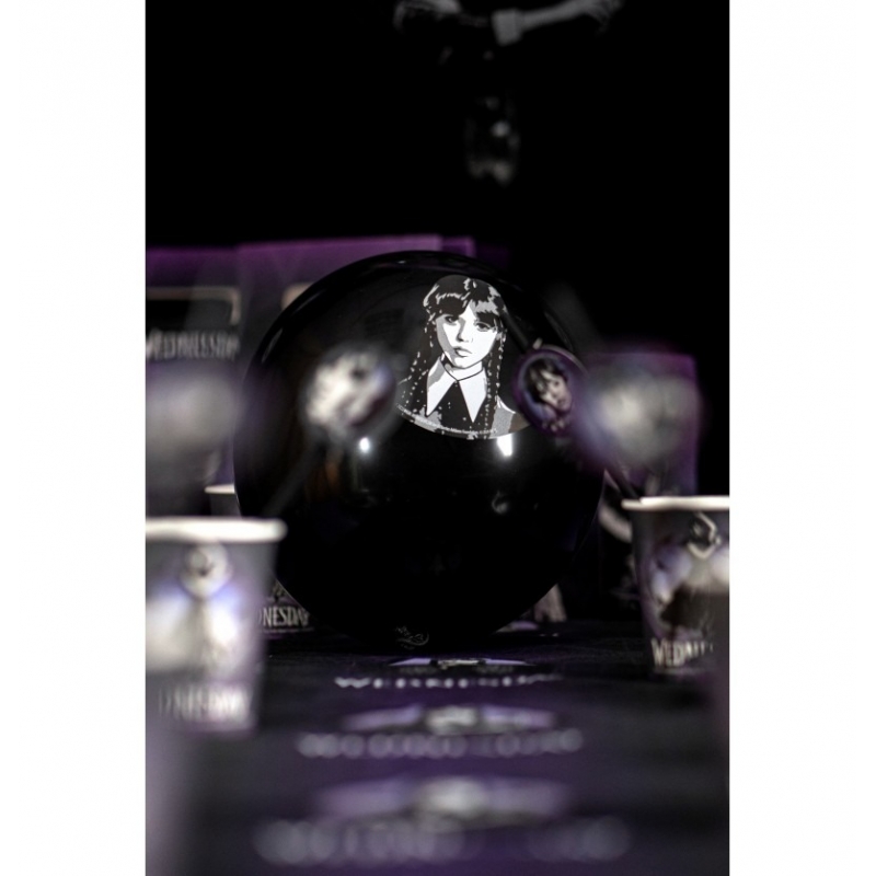 ballon noir Mercredi Addams™